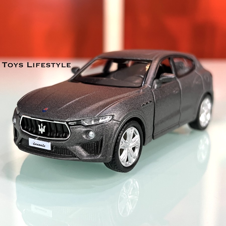 Mobil RMZ City Diecast Maserati Levante GTS