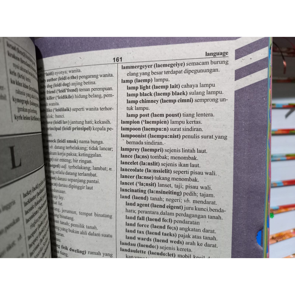 KAMUS BAHASA INGGRIS LENGKAP 900 TRILIYUN A5 FULL COLOR ( INGGRIS - INDONESIA , INDONESIA - INGGRIS)