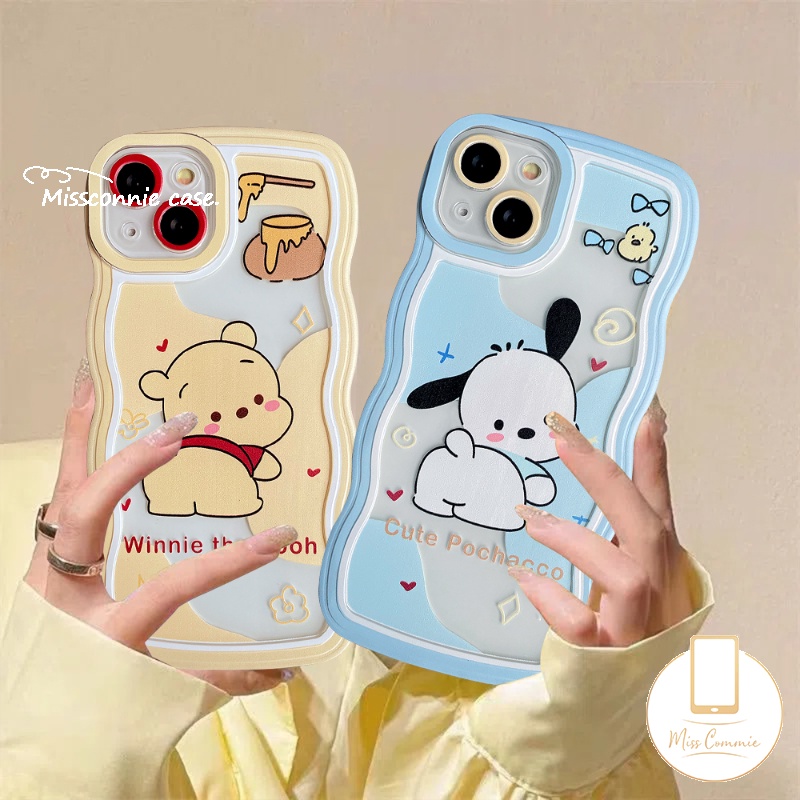 Case Untuk Samsung A04s A04 A04E A13 A32 A12 A14 A53 A22 A52 A03s A52s A50 A23 A33 A50s A02s A21s A30s A20 A51 A03 A31 A11 Lucu Winnie The Pooh Kartun Pochacco Wavy Edge Soft Cover