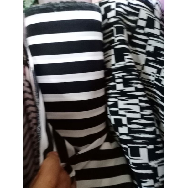 kain monalisa motif salur besar dan abstrak