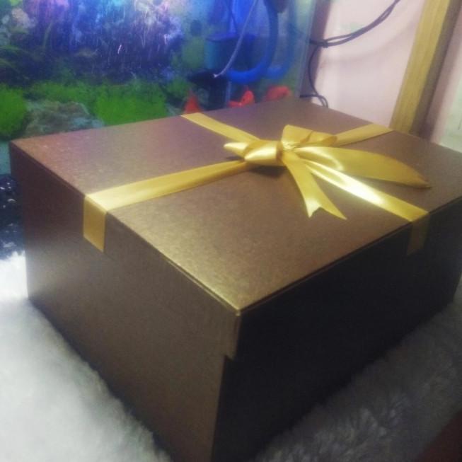 

kotak kado besar/gift box/30x19x10cm/brown diamont