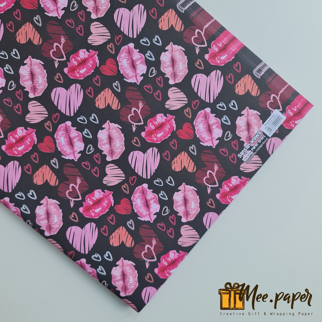 

Kertas Kado Sansan Wawa Motif Love Lip, Bungkus / Wrapping Paper
