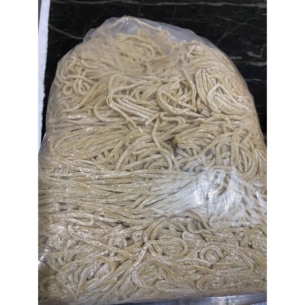 

MIE LURUS KECIL / Mie Gaco*n
