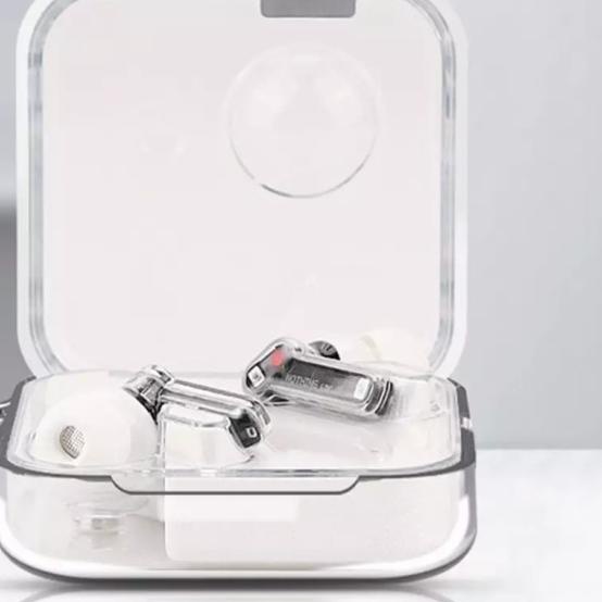 Case Casing Silicon Protective Nothing Ear 1 + Carabiner - transparant