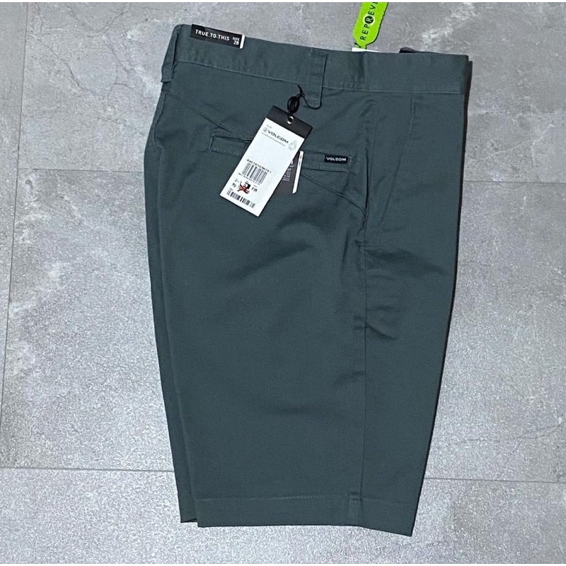 celana pendek volcom original z1246