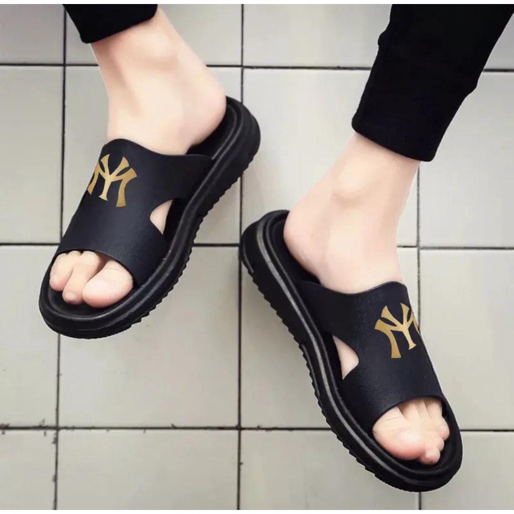 Sandal selop pria Import kekinian - Sendal Cowok Terbaru - Sandal Japit Keren Jepit Kulit Sintetis