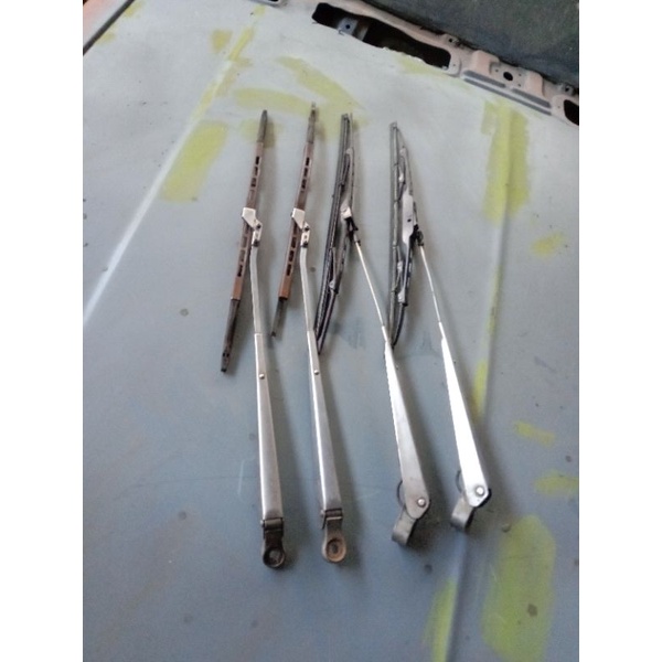 Tangkai Wiper Corolla Ke30