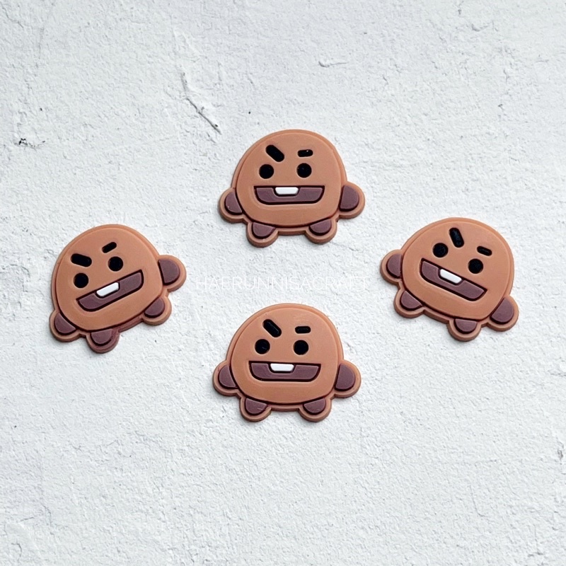 Clay BTS BT21 Strap Mask, Stiker Diary, Pin Bros Dan Accessories DIY.