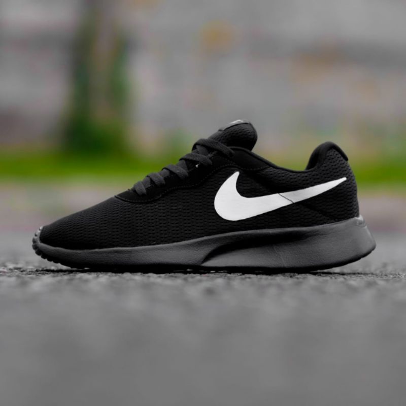 Nike Tanjun &quot;All Black White&quot;