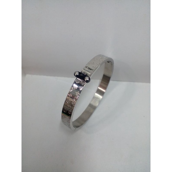 Gelang titanium silver wanita