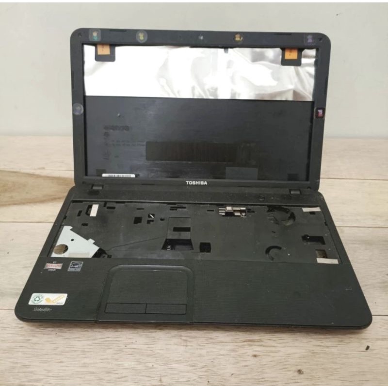 Kesing Case Cassing Casing laptop Toshiba C855D S5340