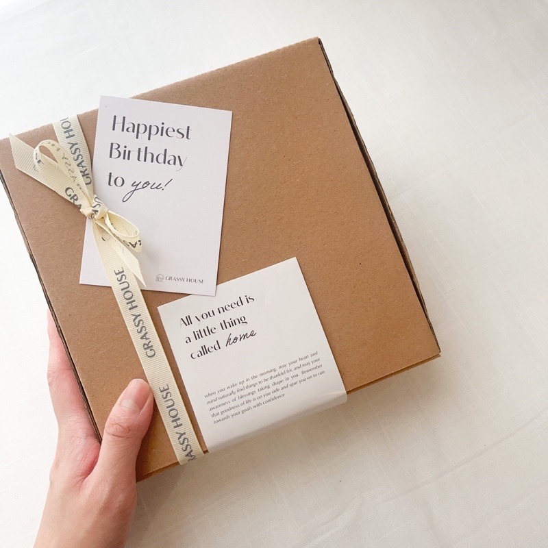 Gift Packing (Tambahan Greeting Card dan Box)