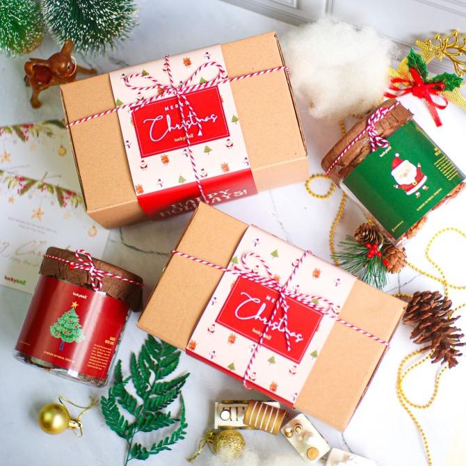 

BEST QUALITY - HAMPERS NATAL / CHRISTMAS HAMPERS - COOKIES 2 JAR + FREE GREETING CARD