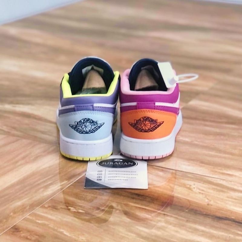 Nike Air Jordan 1 Low SE &quot;Mismatched - Purple Magenta&quot;