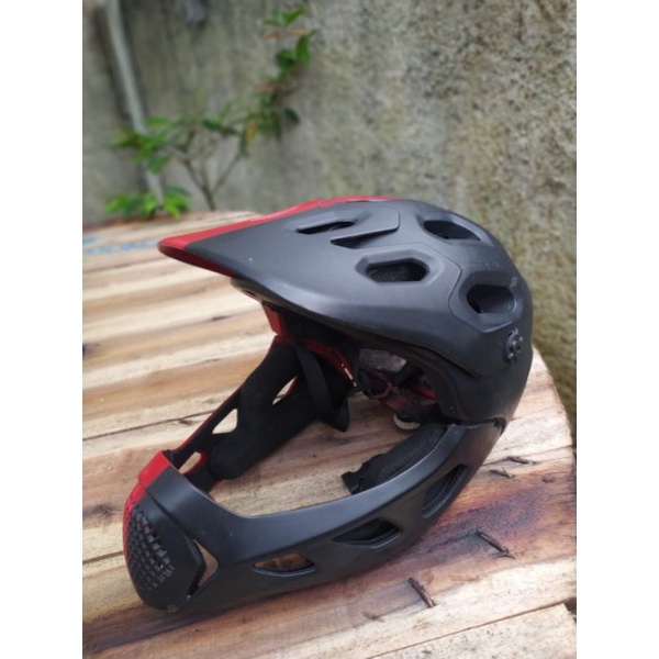 helm sepeda fullface cairbull