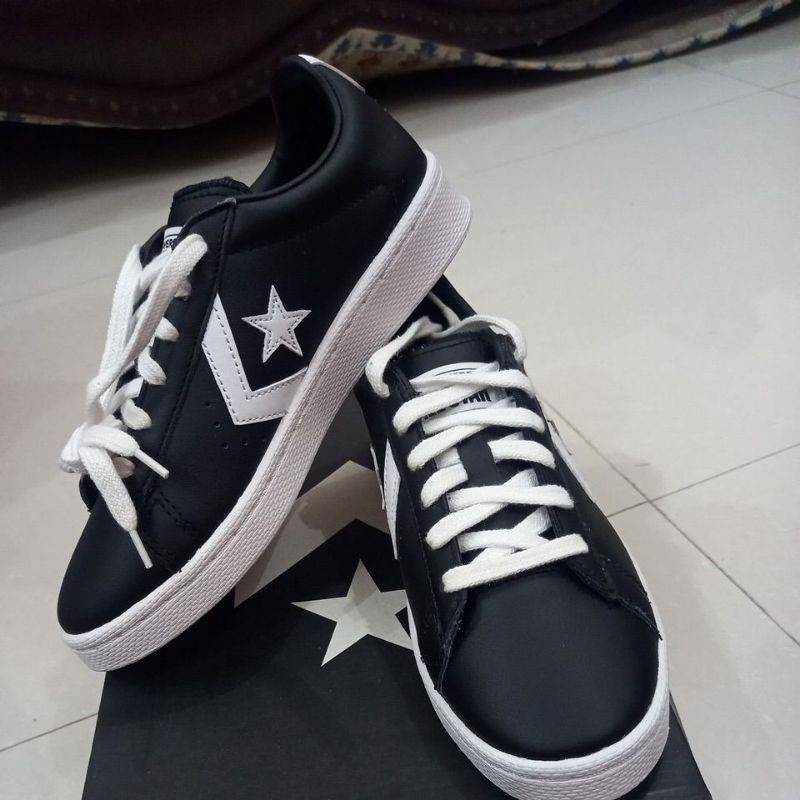 Sepatu Converse Pro Leather Ox 167238C