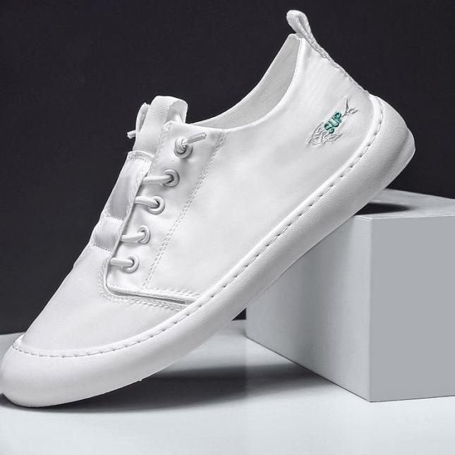 Sepatu Pria Sneaker Kets LIGHT ELVES Running Shoes SM-33 - - Cokelat, 40