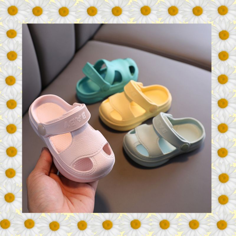 baby and kids slippers/sandal anak import/sandal baim anak import/sandal anak unisex laki laki dan perempuan warna soft