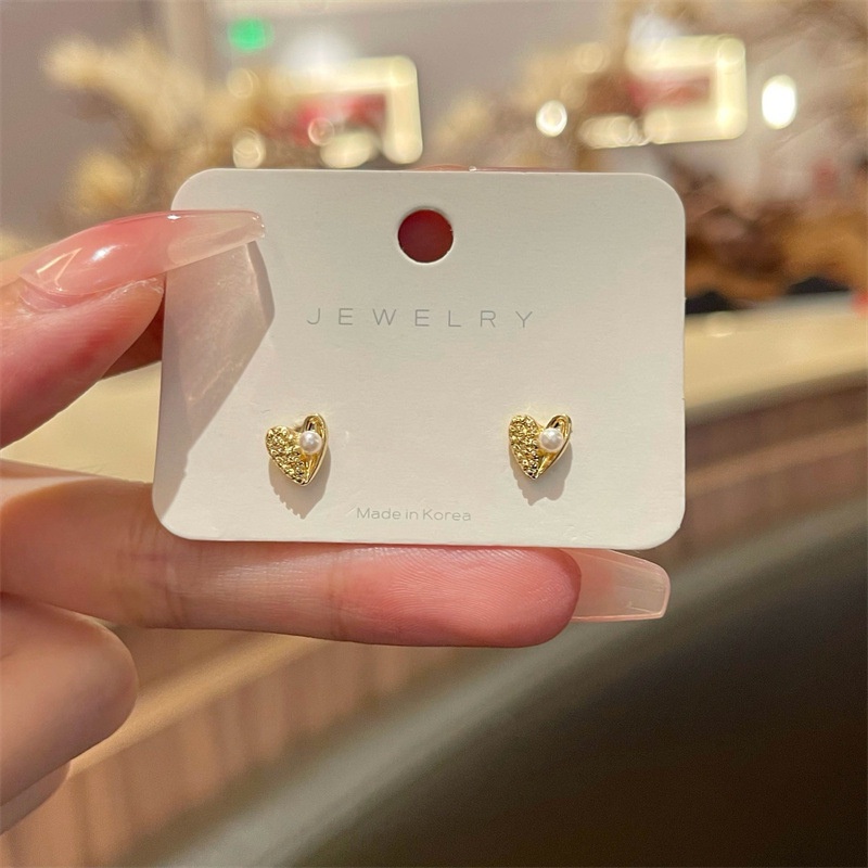 Anting S925 Silver Needle Bentuk Hati Mutiara Mini Warna Emas Bahan Alloy Untuk Wanita