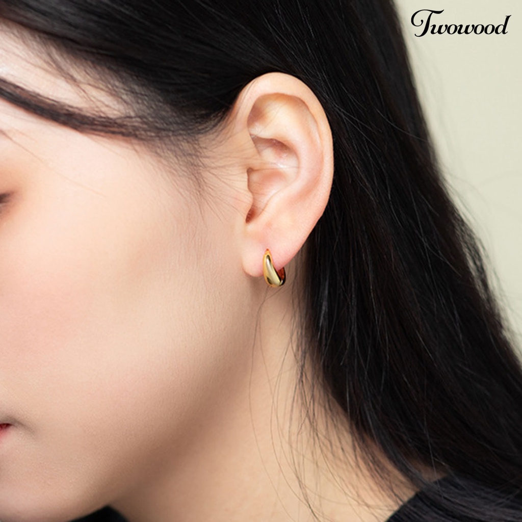 1 Pasang Anting Bentuk Bulat Warna Solid Permukaan Halus Anti Deformasi Tahan Lama Untuk Wanita