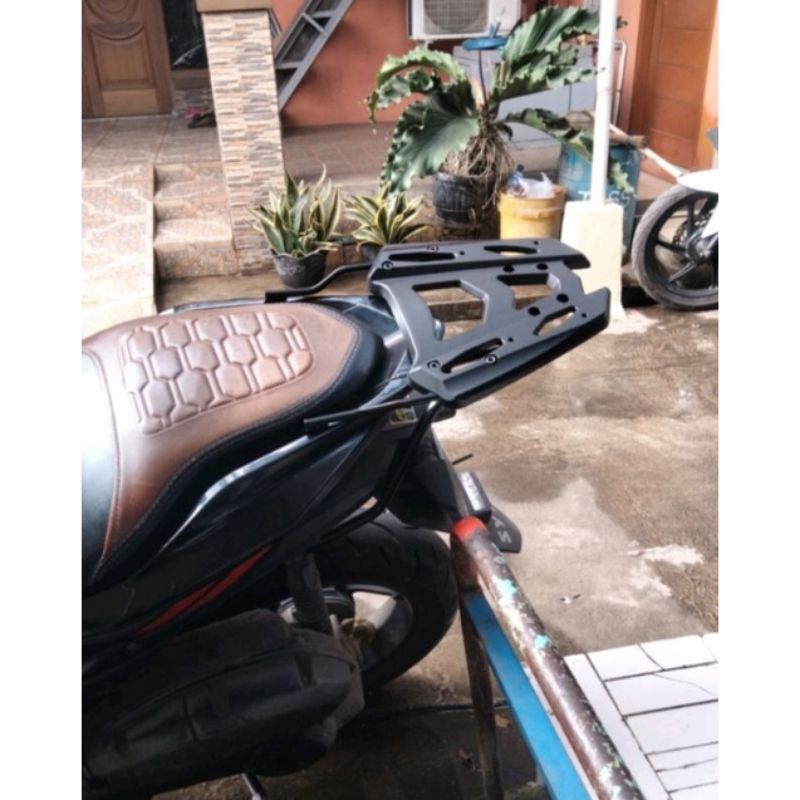 BREKET BOX AEROX 155 Behel box aerox155 Dudukan box aerox new breket box aerox new old behel aerox n