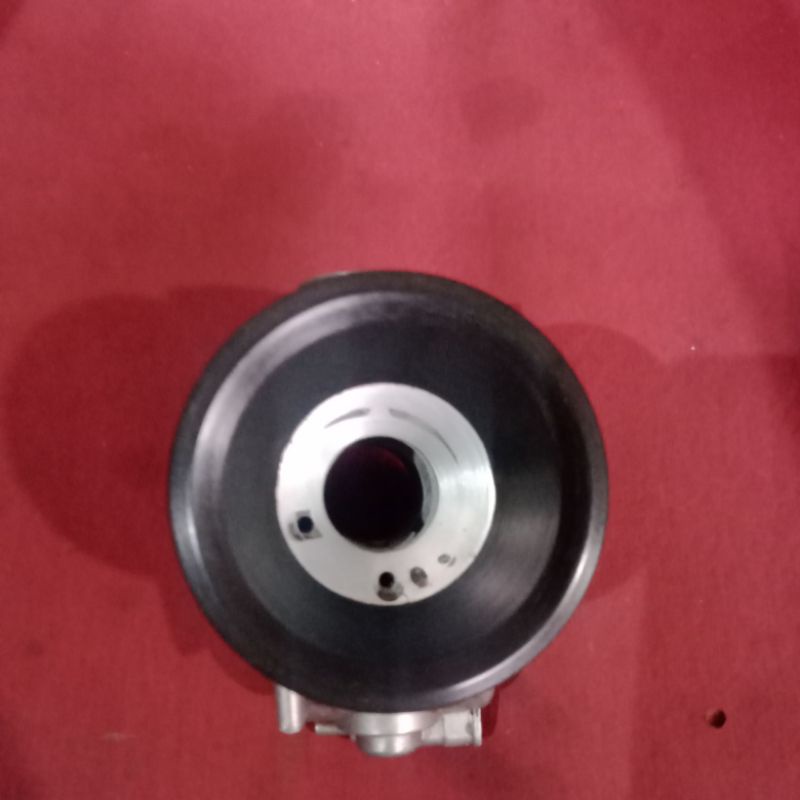 Velocity Karbu pe 28