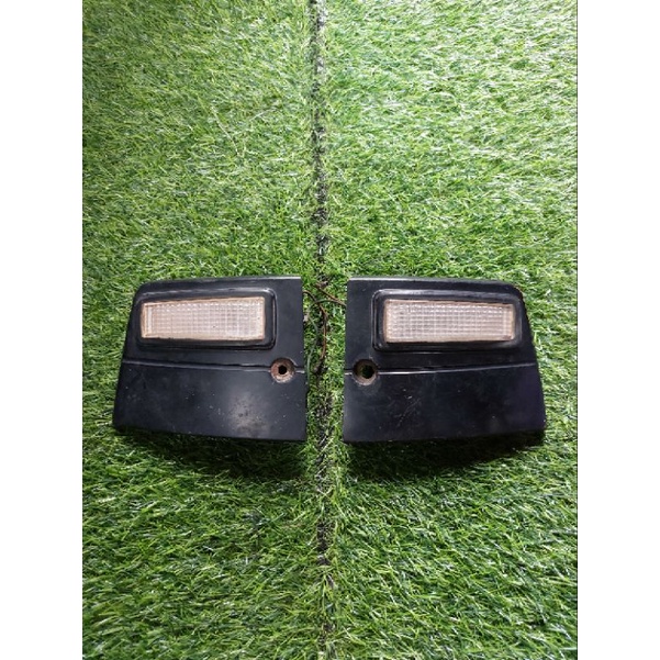 sepasang lampu senja lampu sayap honda C700 supercub supercup original