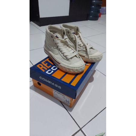 sepatu compass Retrogres size 35 - 23,5 Cm second