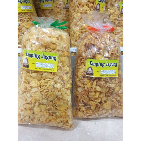 

Emping jagung (marning). cemilan