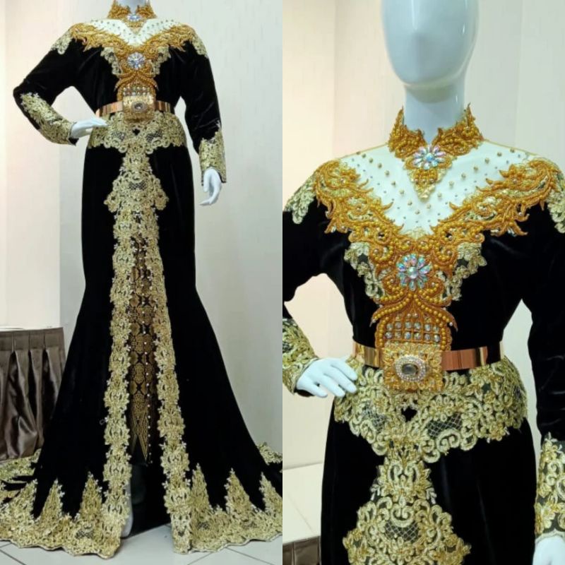 KEBAYA/PENANGANAN/ADAT/ JAWA)