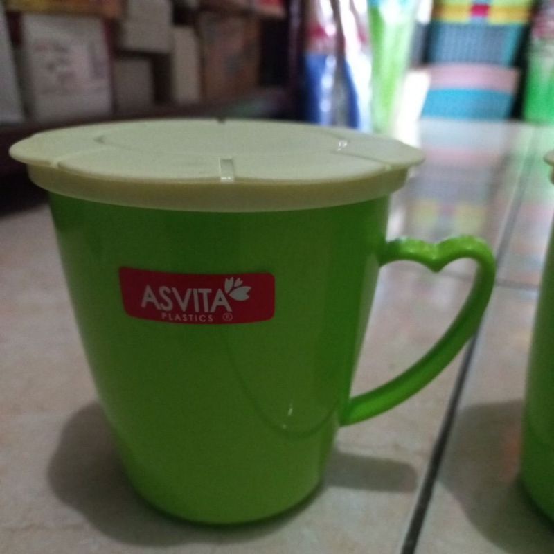 CANGKIR PLASTIK/CANGKIR TUTUP /CANGKIR MINUM /CANGKIR HIJAU