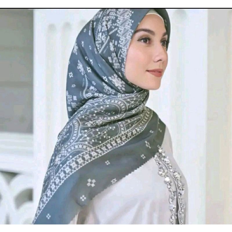 WEARING KLAMBY SALE MASHRABIYA SCARF