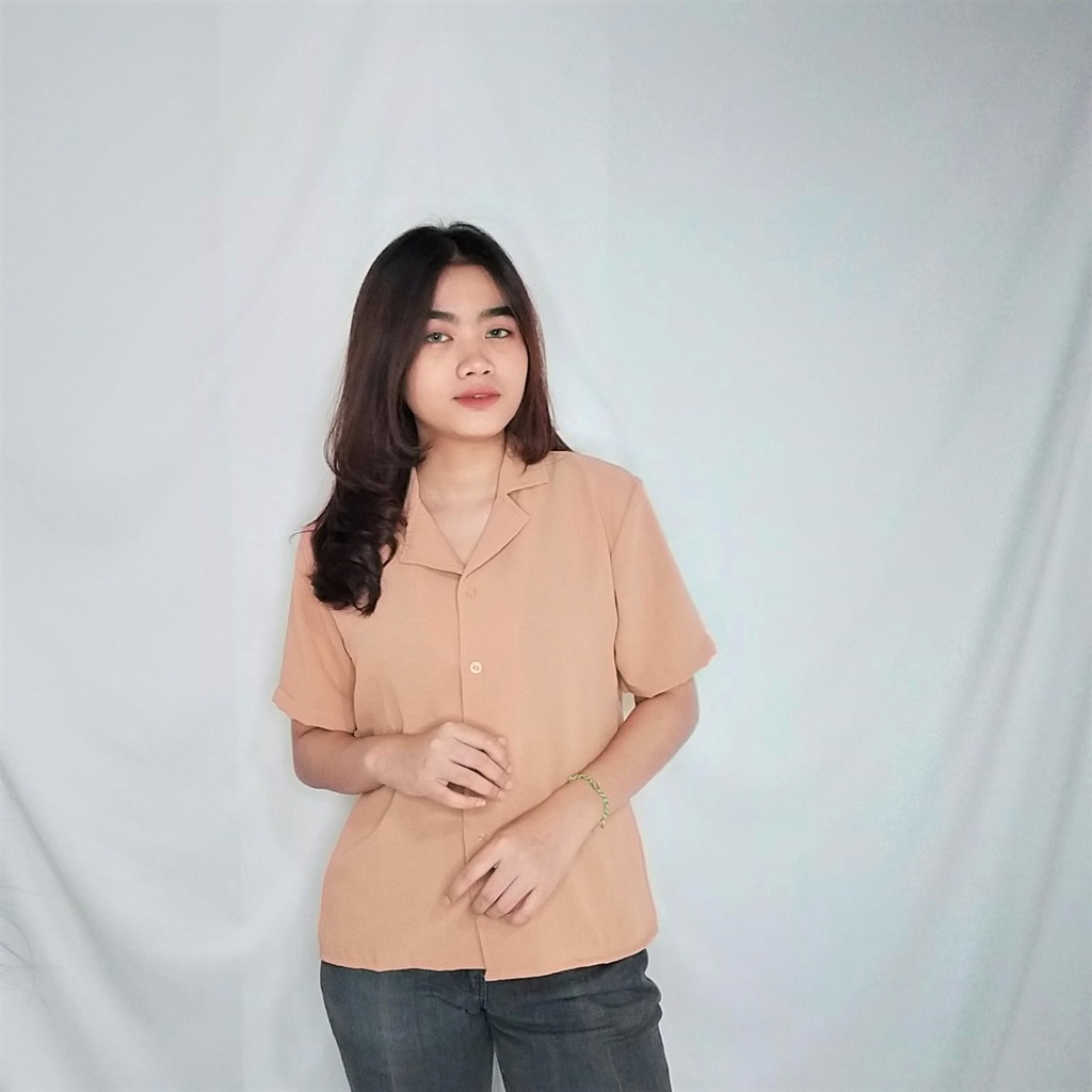 KEMEJA PENDEK CRINKLE/KEMEJA BASIC CASUAL WANITA/BAHAN CRINKLE