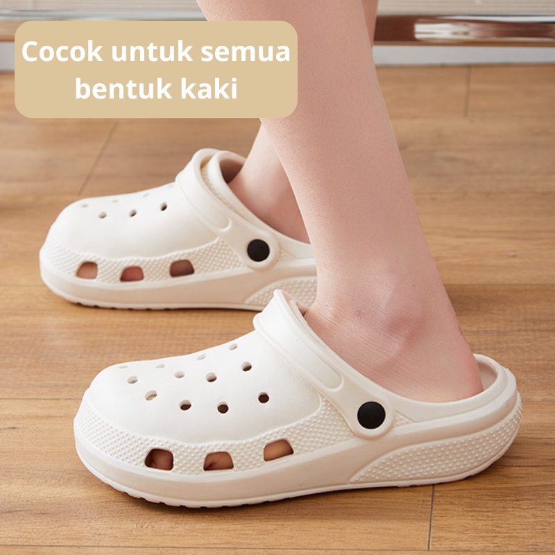 Highland Sandal Jelly Couple Sandal Pria Wanita Sandal Rumah Hitam Putih Selop Pria Sendal Slop Karet HSN105