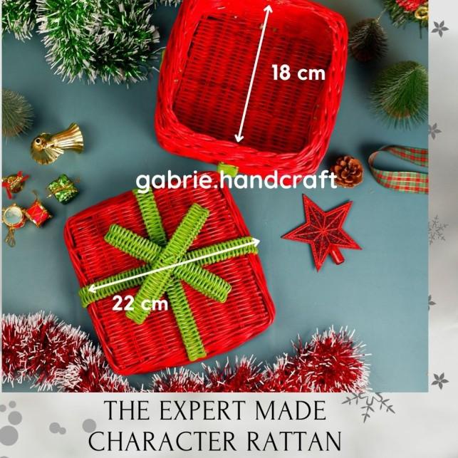 

ROTAN KOTAK DENGAN PITA - TEMPAT HAMPERS NATAL, SOUVENIR CHRISTMAS - Hijau