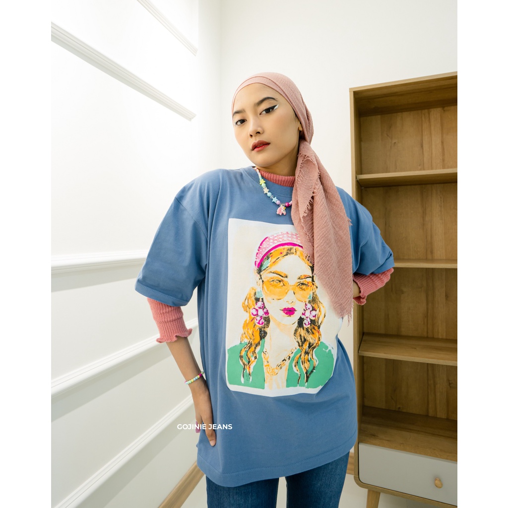 GOJINIEJEANS - T-SHIRT OVERSIZE SABLON CEWE BLUE DENIM