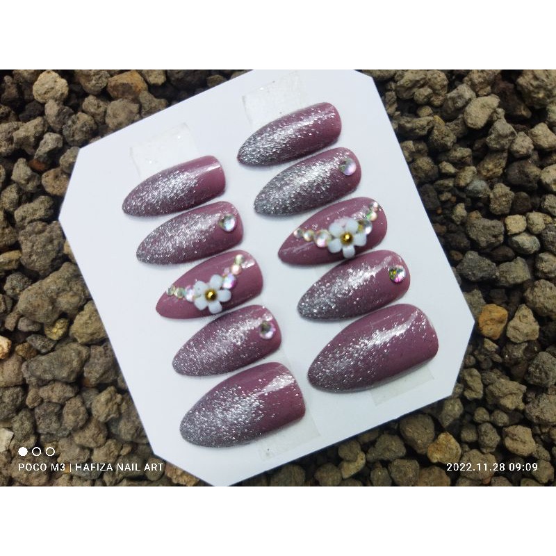 KUKU PALSU warna lilac cantik Lengkap dengan LEM