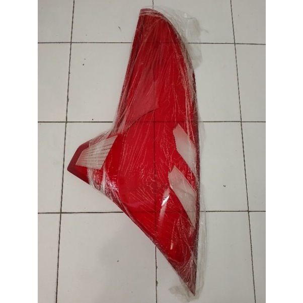 MIKA LAMPU BELAKANG JETBUS 3 KACA LAMPU BELAKANG JETBUS 3 BISA KANAN BISA KIRI