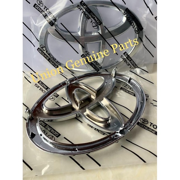 Emblem logo depan toyota innova reborn logo toyota grill innova reborn