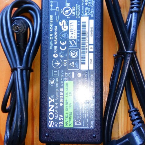 ADAPTOR SONY 19.5V 3,9A