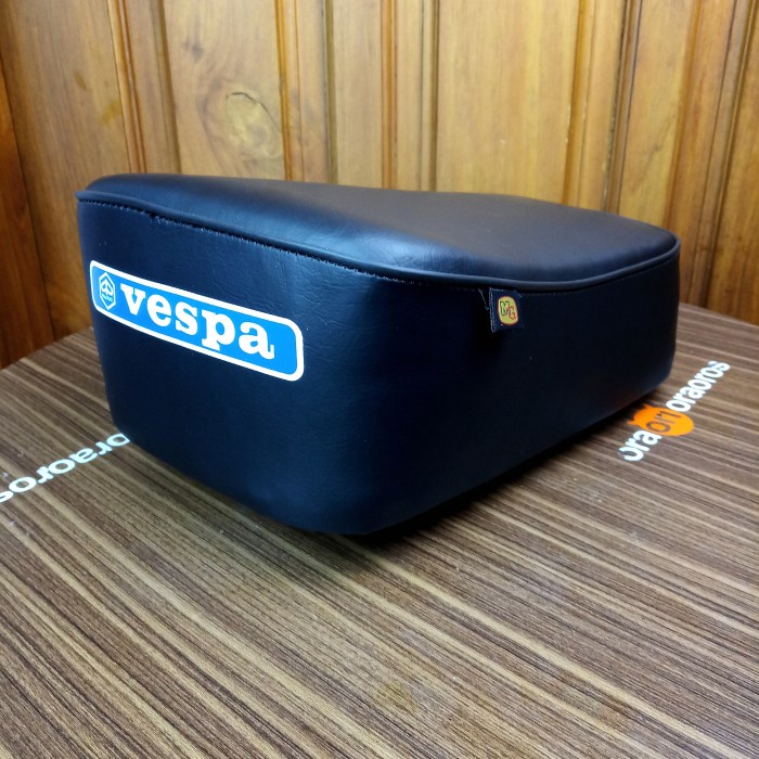 jok belakang vespa super sprint merek MG