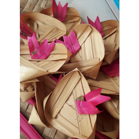 sampian ituk ituk/ tatakan segehan/ 15pcs//