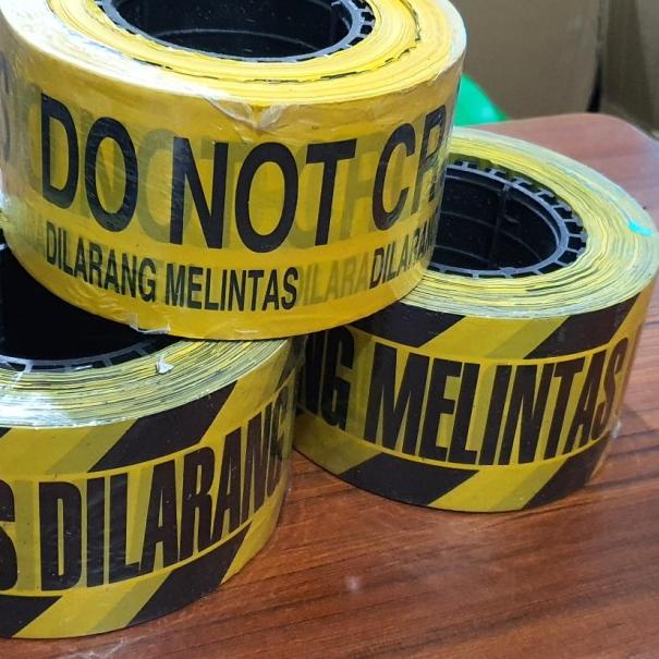 

police line 3x300 dilarang melintas/ baricade tape bertulisan