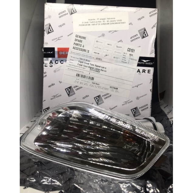 Sparepart Vespa lampu sein depan kana LXV original