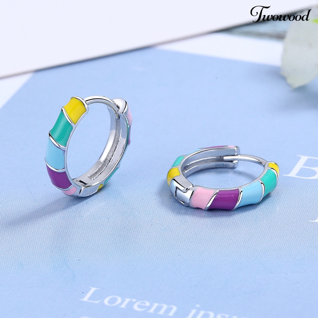 1 Pasang Anting Hoop Geometris Warna Pelangi Anti Pudar Untuk Wanita