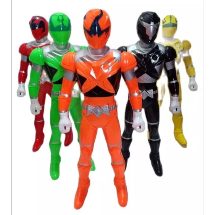 MAINAN ROBOT ULTRAMAN /ROBOT NYALA BUNYI