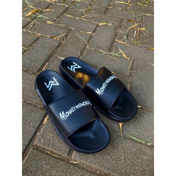 Sandal Pria Kekinian Sandal Slip On Pria Monkey Monorail Original