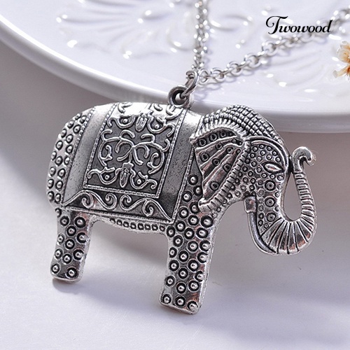 Kalung Rantai Liontin Gajah Warna Silver Gaya Retro Elegan