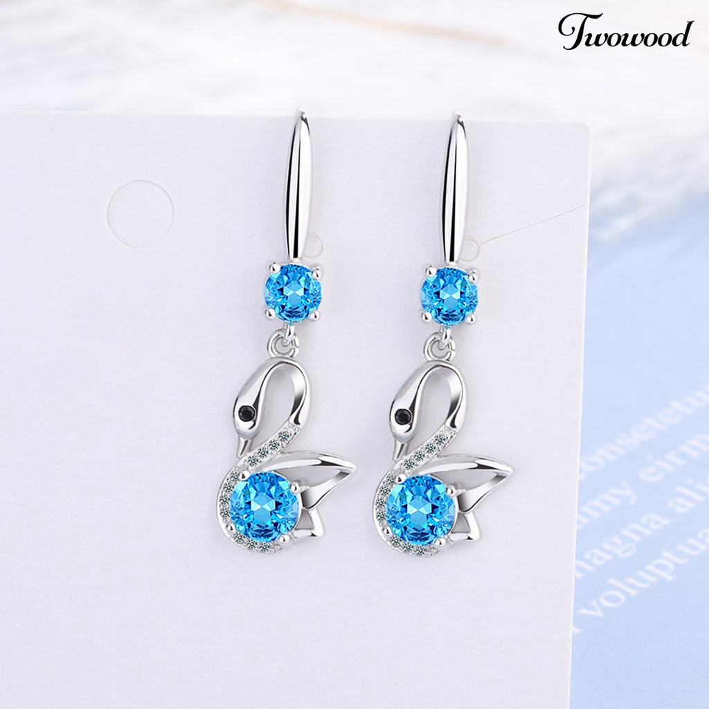 1 Pasang Anting Kait Desain Mata Hewan Bahan Cubic Zirconia Gaya Korea Untuk Pesta Pernikahan