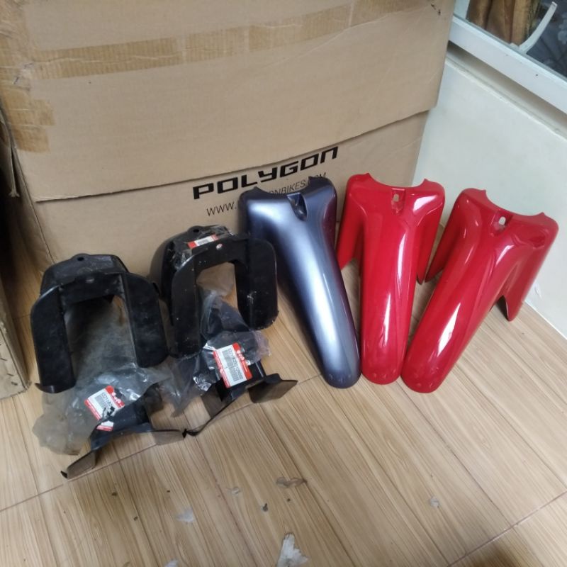 Spakbor slebor depan Shogun 125 Sp old original